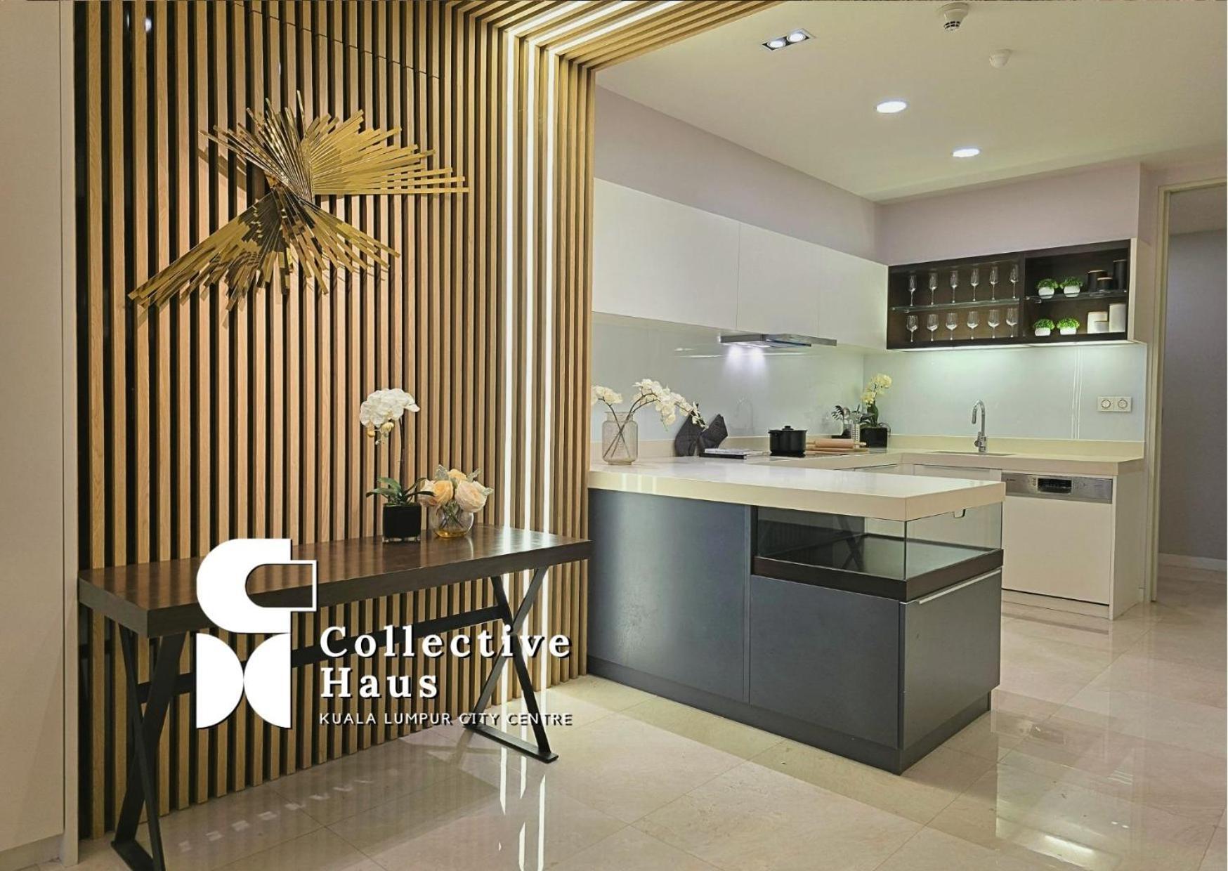 Tropicana By Collective Haus